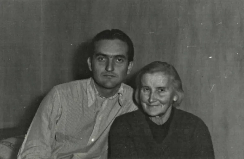 Стріткод — Олена Степанів фото