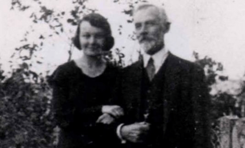 Стріткод — Олена Теліга фото