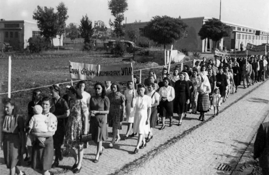 Стріткод — Іван Багряний фото