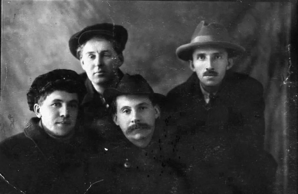 Стріткод — Максим Рильський фото